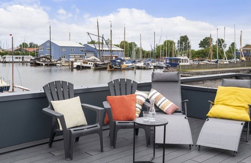 Woudsend House | Nice apartment in villa for 4 guests with WIFI and patio