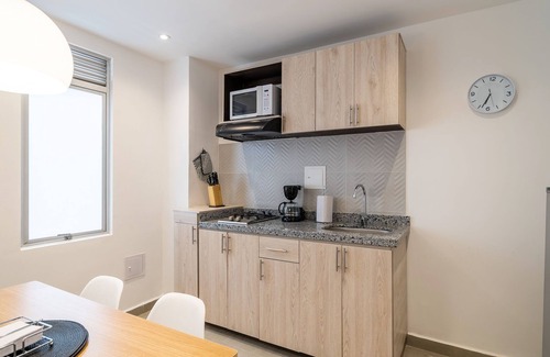 Financial District Apartment | Nice Apartment in Zona G with Laundry Facilities