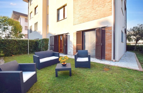 Lido di Camaiore Apartment | Nice apartment in Lido di Camaiore