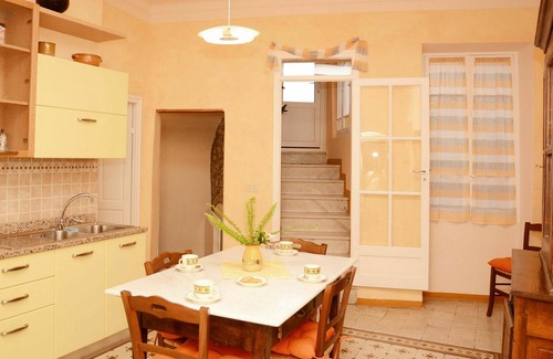 Valloria Apartment | Nice apartment for 4 guests with WIFI, TV and terrace