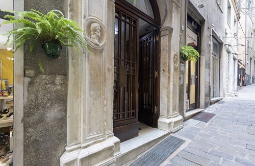 Genoa Historical Centre Apartment | Nice Apartment Near the Cathedral by Wonderful Italy