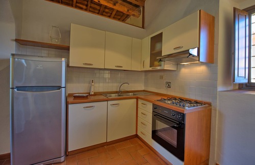 San Casciano in Val di Pesa Apartment | Nice apartment with WIFI, pool, A/C, TV, pets allowed and panoramic view, close to Greve In Chia.