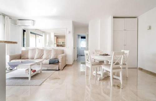 Marbella Apartment | Nice apt next to Hard Rock Hotel