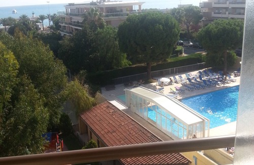 Saint-Laurent-du-Var Apartment | NICE CANNES CAGNES ANTIBES 4* HOTEL RESIDENCE BEACH POOLS SOLARIUM TENNIS