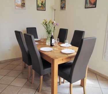 Nice City Centre Apartment | Nice Centre - Apartment with balcony and stunning sea view!