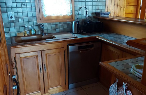 Naves-Parmelan Ski Chalet | Nice chalet between Lake Annecy and mountains