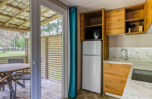 Vessem Ski Chalet | nice chalet with luxury bathroom and screened porch
