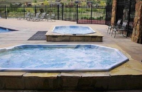 Granby Condo | Nice Condo with Loft; Sleeps Eight; Near the Slopes and Near RMNP