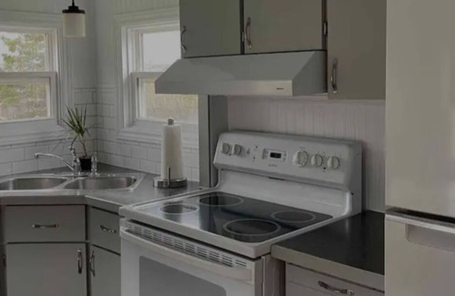 Sheet Harbour House | Nice country home by the water
