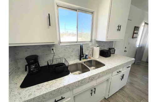 Twentynine Palms House | Nice & Cozy house near Joshua Tree - Large space