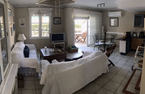 Pasito Blanco Ski Chalet | Nice House in Pasito Blanco +wifi