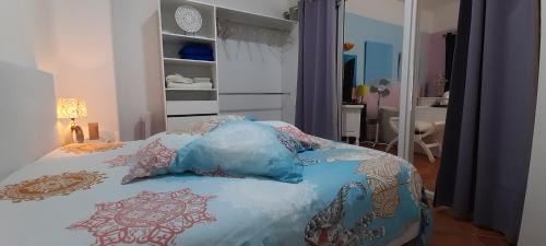 Gambetta Bed & Breakfast | NICE EXCEPTIONNEL 2 PIECES 40 m2 DANS GRAND APPARTEMENT D HOTE ATYPIQUE ORIGINAL 200 m mer PROMENADE DES ANGLAIS, PLAGES