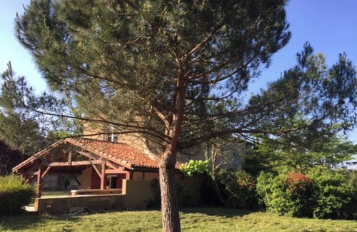 Fargues-sur-Ourbise House | Nice gite belonging to an 16th century castle