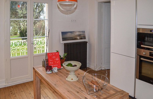 Saint-Christoly-de-Blaye House | Nice home in Saint-Christoly-de-Blaye