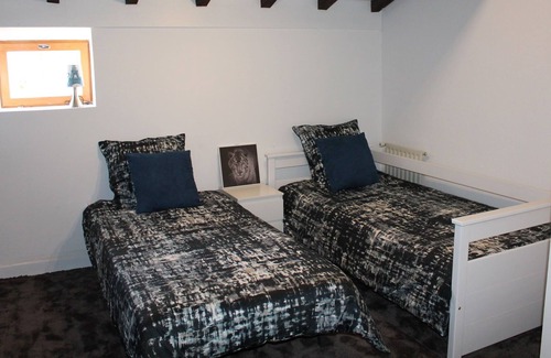 Aubeterre-sur-Dronne House | Nice holiday home in Aubeterre-sur-Dronne with garden