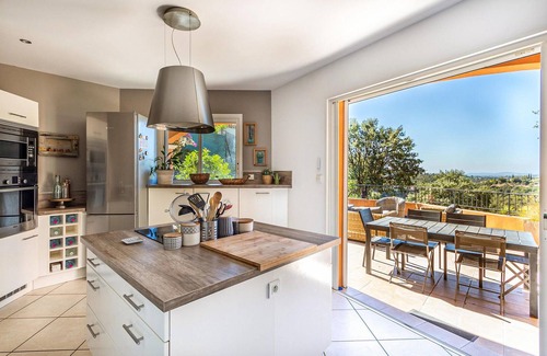 La Londe-les-Maures House | Nice home in La Londe les Maures