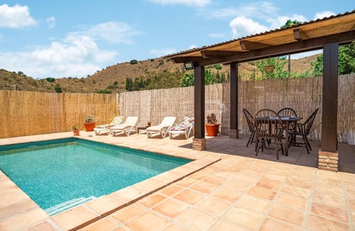 Velez-Malaga House | Nice home in Benajarafe with WiFi