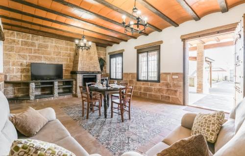 Casariche House | Nice Home In Casariche With Wifi