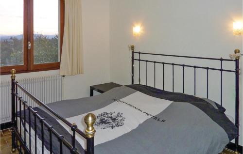 Cesseras House | Nice Home In Cesseras With Wifi