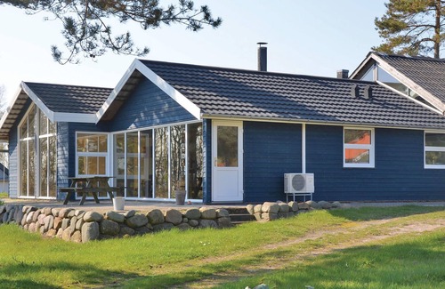 Øer Strand House | Nice home in Ebeltoft with WiFi