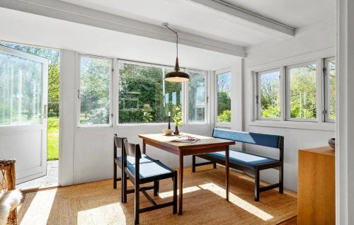 Sjaelborg House | Nice Home In Esbjerg V With Wifi
