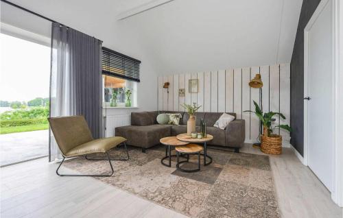 Kerkdriel House | Nice Home In Kerkdriel With Wifi