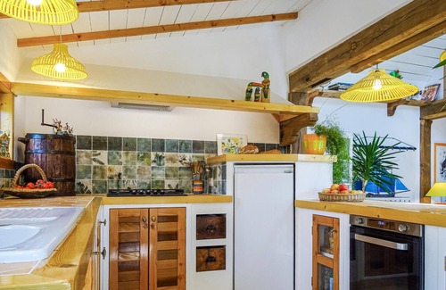 Plouguerneau House | Nice home in Plouguerneau with WiFi