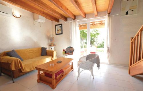 Prunete House | Nice Home In Prunete With Wifi