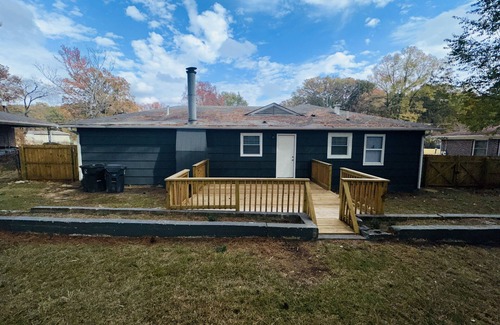 Center Point House | Nice Home in Quiet Neighborhood!