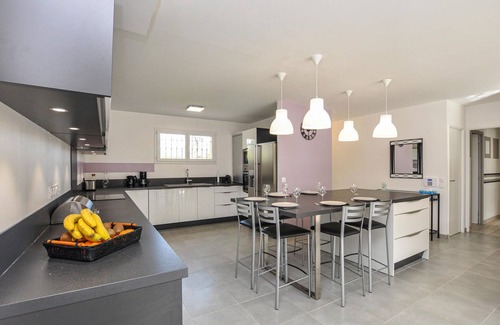 Salernes House | Nice home in Salernes