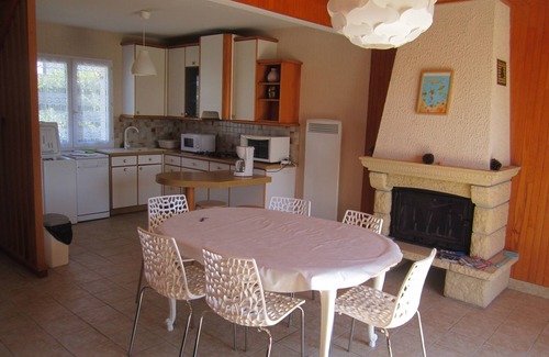 Landeda House | Nice house 100 m from the beautiful Sainte-Marguerite beach and the GR34