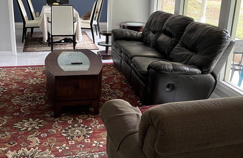 Roswell House | Nice house five minutes from downtown Roswell