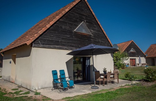 Lacapelle-Marival House | Nice house on holiday park with swimming pool