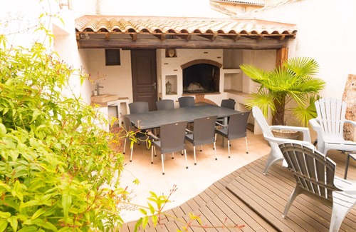 Salleles-d'Aude House | Nice house private pool in charming village crossed by the canal