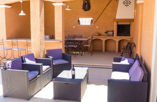 Salleles-d'Aude Villa | Nice house with private pool in charming village crossed by the canal