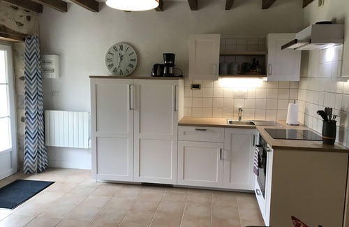 Chalais Apartment | Nice independent apartment in an old farm