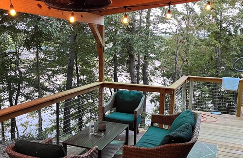 Southmont House | Nice little cabin at the lake. Full House. Hot tub, pet-Friendly!
