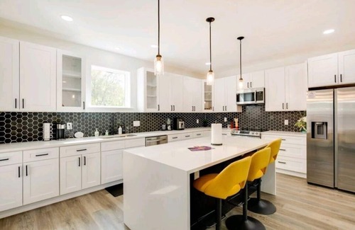 West Dallas House | Nice, luxurious 3 room duplex