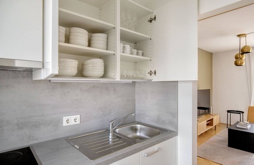 Mariahilf Apartment | Nice Mariahilf 2BR w/Balcony, nr Bars & Shops, by Blueground