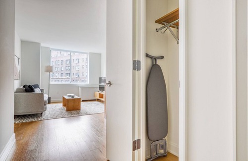 Sutton Place Apartment | Nice Midtown East 2BR w/Doorman & Gym, nr Sutton Park, by Blueground