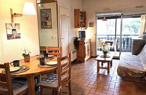 Tamaris Apartment | Nice nest in quiet residence with swimming pool