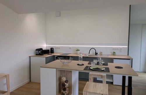 Le Bignon Apartment | Nice outbuilding!