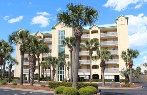 Litchfield by the Sea Condo | Nice! Paget 403 Features Oceanside Views of Pool, Clubhouse