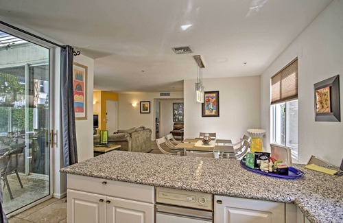 Cathedral City Resort | Nice poolside villa in Cathedral City