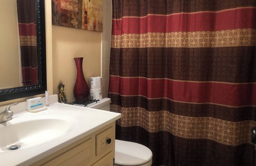 Overland Park House | Nice, quiet 3 bedroom oasis