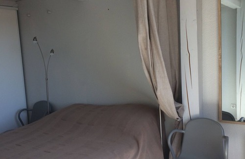 Les Halles - Valliere Apartment | Nice, quiet apartment in the center of Narbonne
