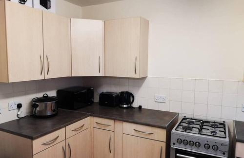 Manchester House | Nice Residential Within Easy Reach To Town