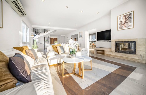 Palma de Mallorca Villa | Nice rooms near Palma / airport by the sea