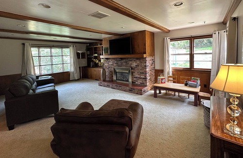 Carroll House | Nice sized family friendly home with 2 living spaces. Large private backyard!