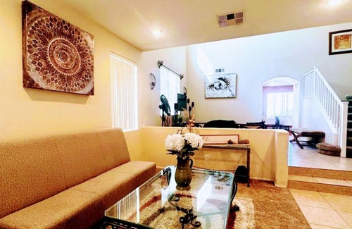 North Las Vegas House | Nice Spacious 2 Story Getaway